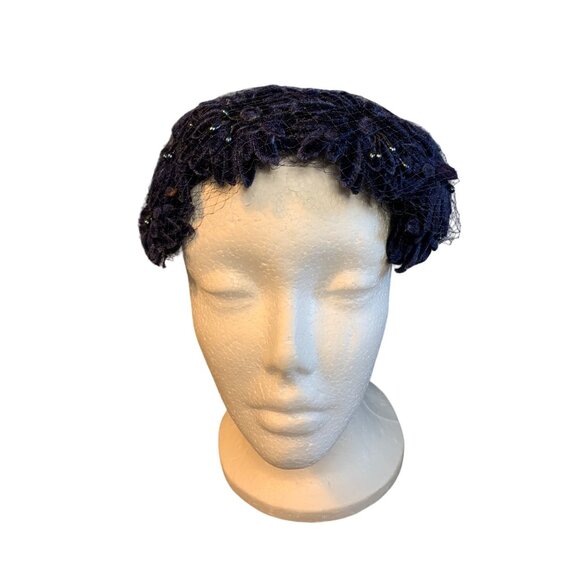 Ladies Navy Flowers with Velvet Bow Hat Vintage - Picture 1 of 9